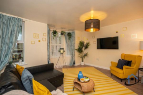 Sandby House, Nottingham, parking sleeps 10